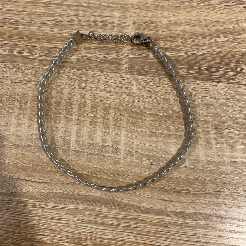 Braided choker necklace
